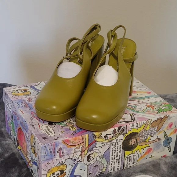 Jeffrey Campbell Olive Green Platform Ankle-Strap Heels - Picture 3 of 8